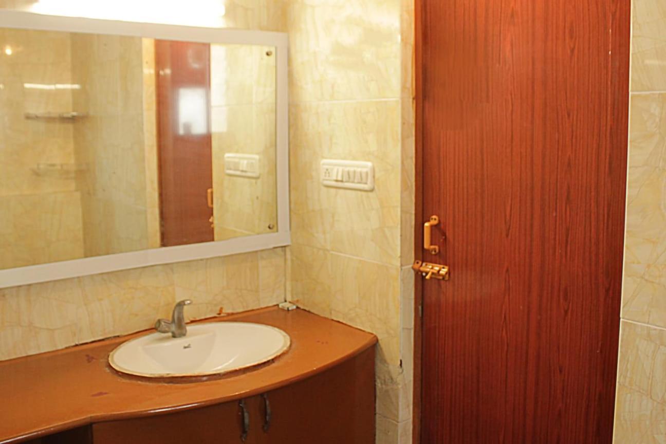 Happy Planet Bed and Breakfast Τσενάι Εξωτερικό φωτογραφία