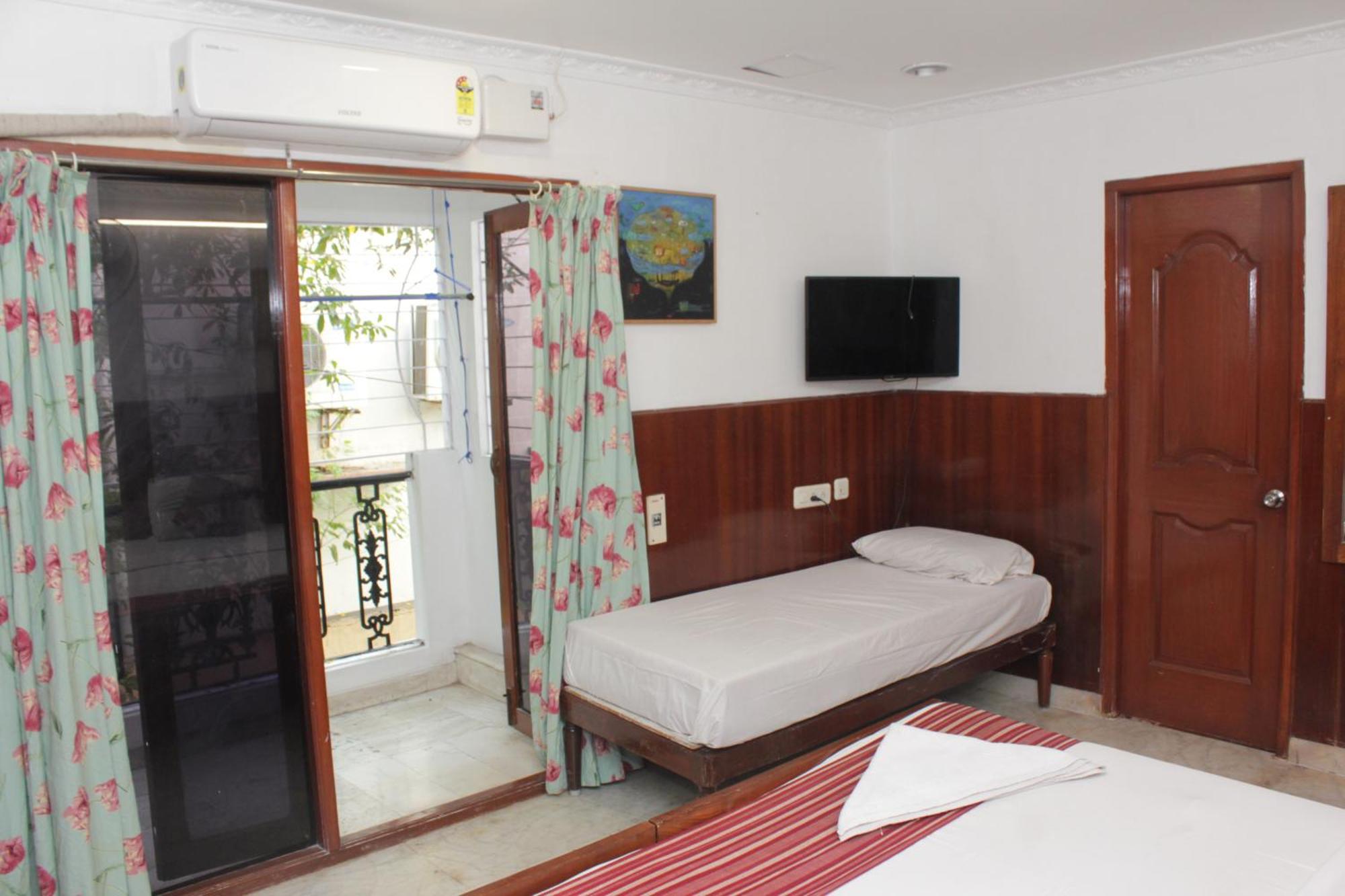 Happy Planet Bed and Breakfast Τσενάι Εξωτερικό φωτογραφία